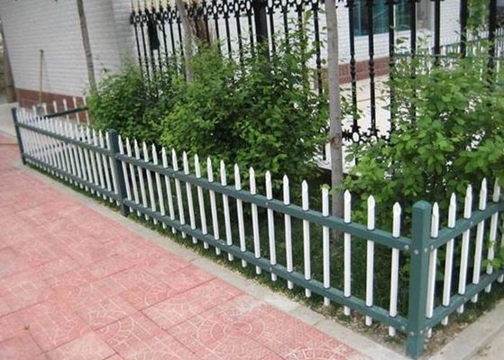 中国 粉の上塗を施してある金属の庭の塀は0.3-6mの長さとの装飾的にパネルをはめます サプライヤー
