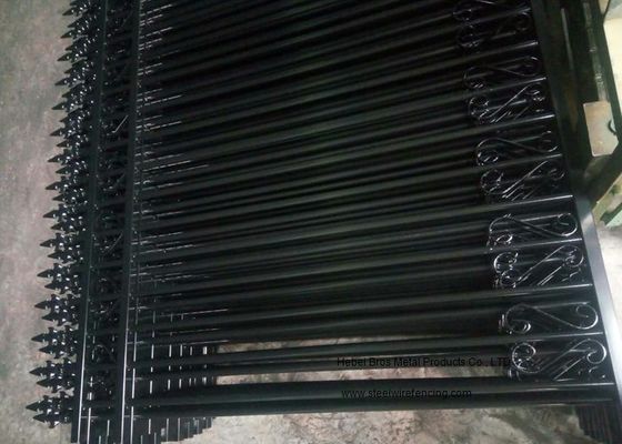 中国 ヤードのための反上昇の自動私道のゲートの駐屯隊の鋼鉄管状の塀 サプライヤー